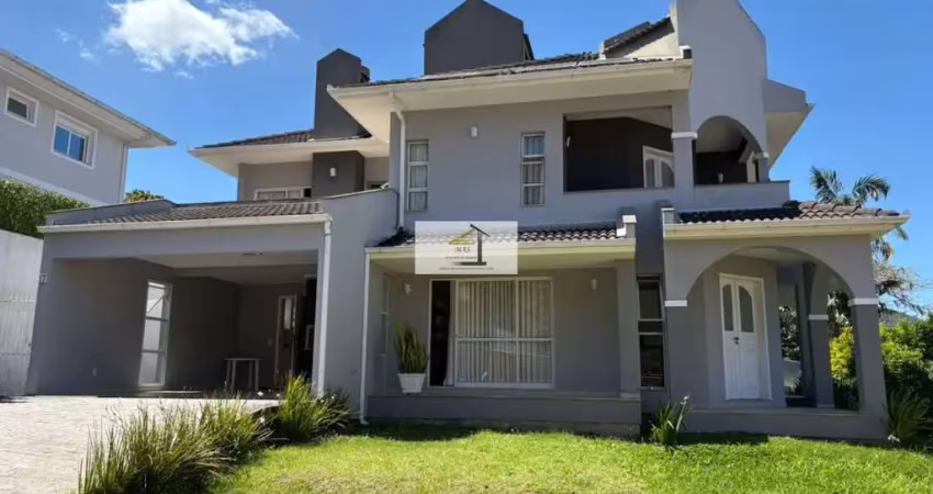 Linda casa de alto padrão com vista mar em santo antônio de lisboa – condomínio fechado