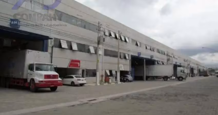Barracão / Galpão / Depósito para alugar na Avenida Fagundes de Oliveira, Piraporinha, Diadema