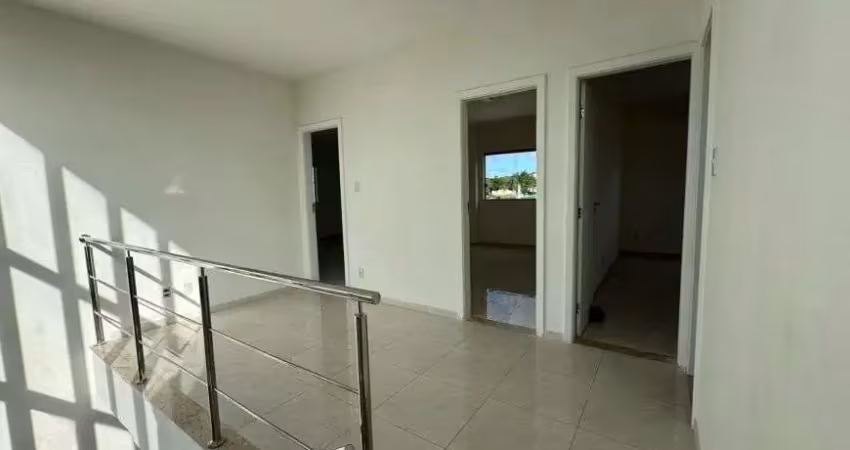 Aluga-se casa no terras alphaville camaçari com 4/4