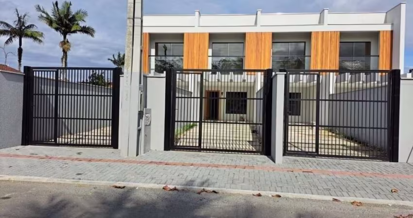 Sobrado à venda no bairro Boa Vista - Joinville/SC