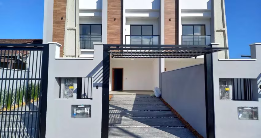 Sobrado à venda no bairro Vila Nova - Joinville/SC