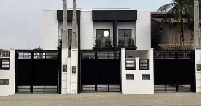Sobrado à venda no bairro Vila Nova - Joinville/SC