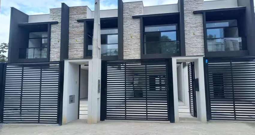 Sobrado à venda no bairro Bom Retiro - Joinville/SC
