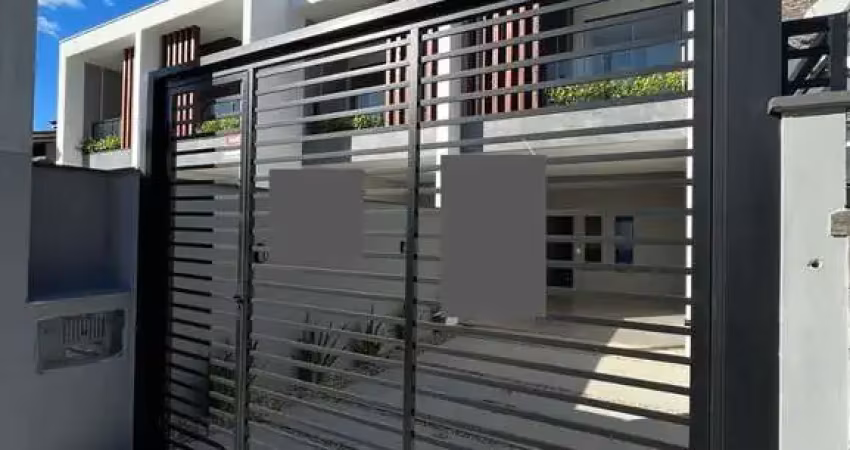 Sobrado à venda no bairro Vila Nova - Joinville/SC