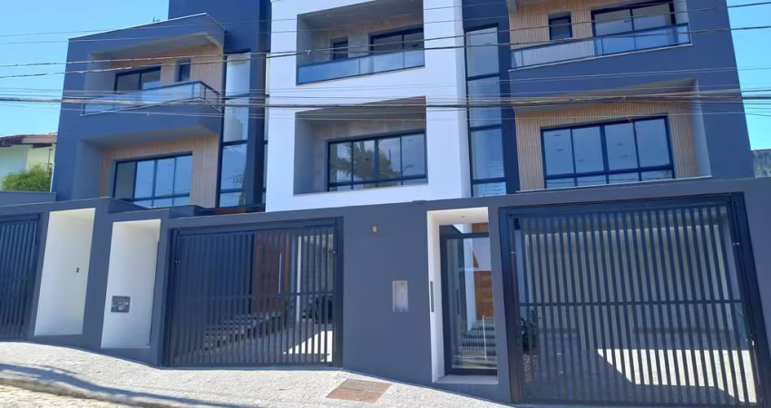 Sobrado à venda no bairro Floresta - Joinville/SC