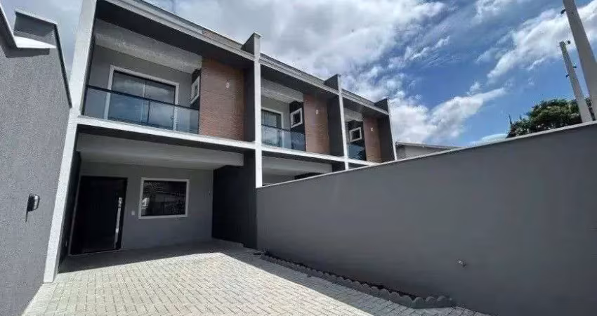 Sobrado à venda no bairro Guanabara - Joinville/SC