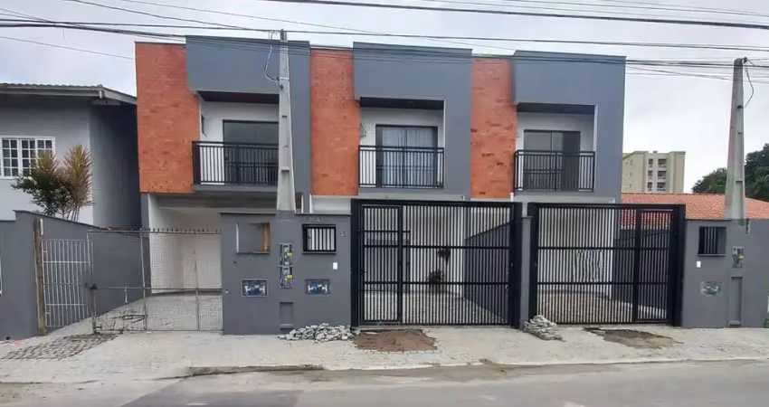 Sobrado à venda no bairro Floresta - Joinville/SC