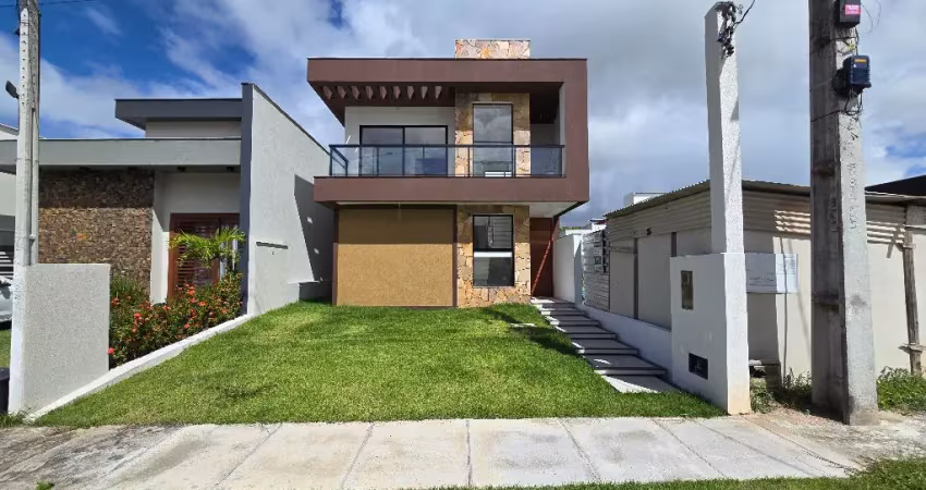 Casa duplex em condomínio fechado -  4 quartos, 4 suítes, 2 vagas em abrantes - camaçari/ba.