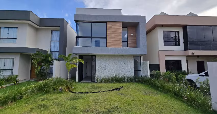 Casa duplex em condomínio fechado -  4 quartos, 3 suítes, 2 vagas em abrantes - camaçari