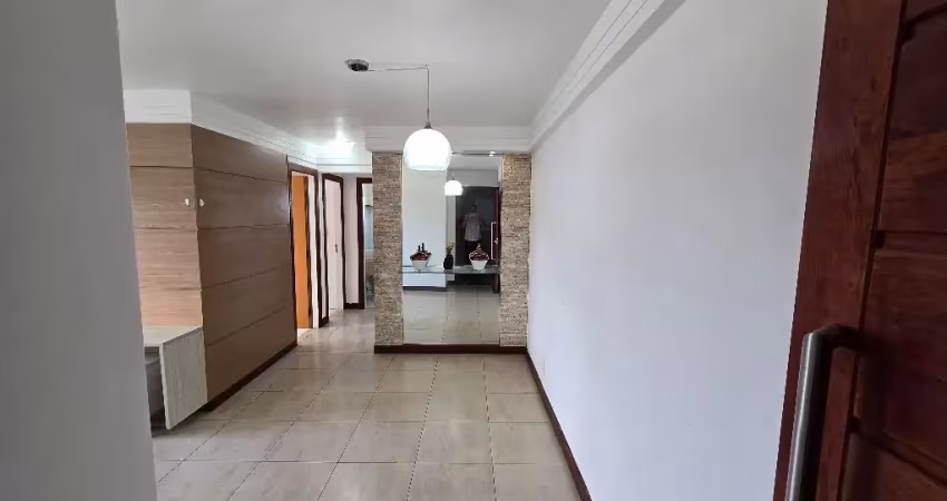 Apartamento de 2 quartos, 1 suíte, varanda, no condomínio città de lauro de freitas.