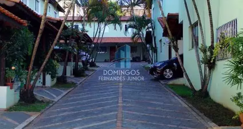 Sobrado em itaquera à venda , condomínio fechado com 2 quartos