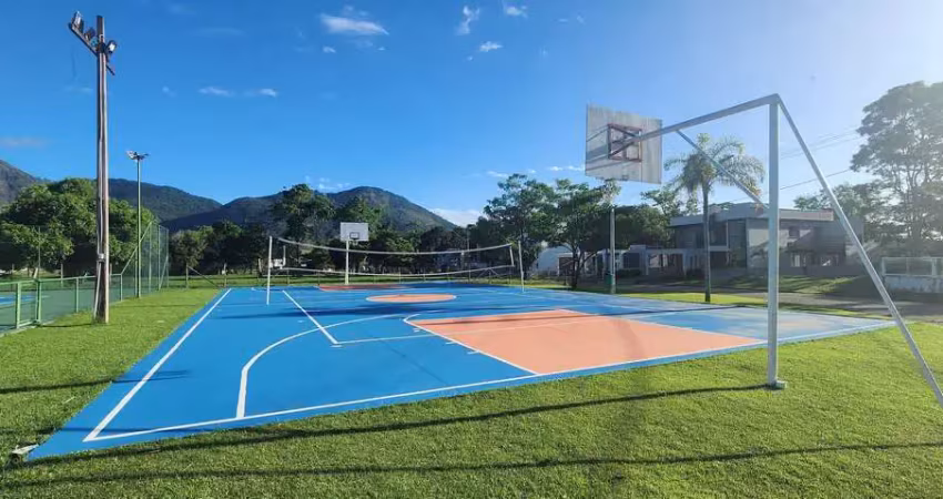 Terreno à venda, condominio gan eden com pisicna, quadra de tênis, rio lento,churrasqueira , ubatib