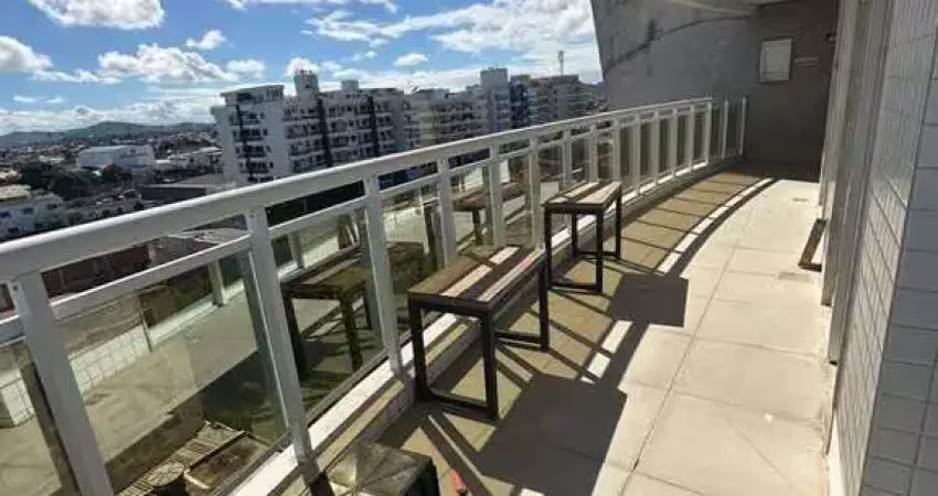 Cobertura à venda  com direito a laje contendo 2 quartos sendo 1 suite com armários planejados , br