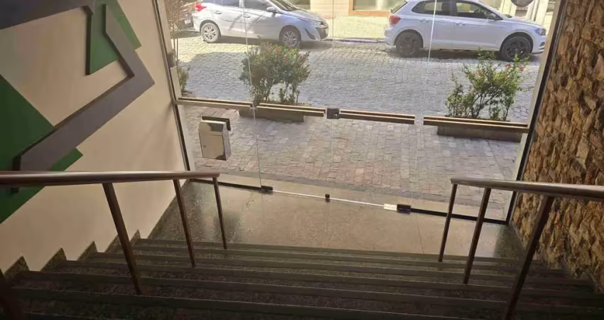 Cobertura / penthouse para locação, 4 quartos sendo 3 suites, 2 vaga de garagem, centro, cabo frio,