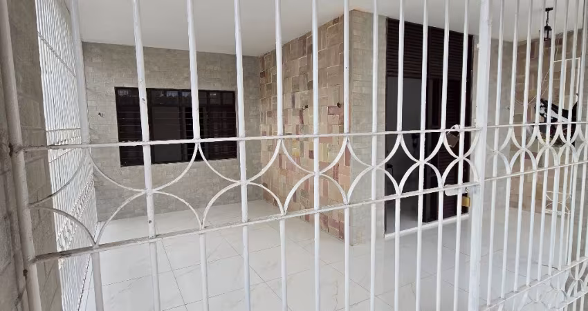 Casa disponível para venda no Bairro dos estados.