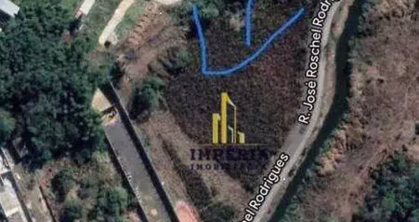 Terreno com 6200m² a venda em região nobre de interlagos.