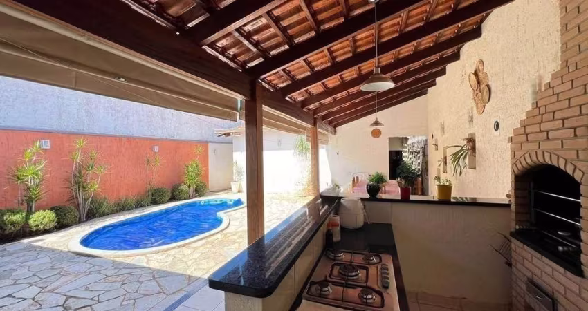 Casa com 3 quartos à venda no Vigilato Pereira, Uberlândia 