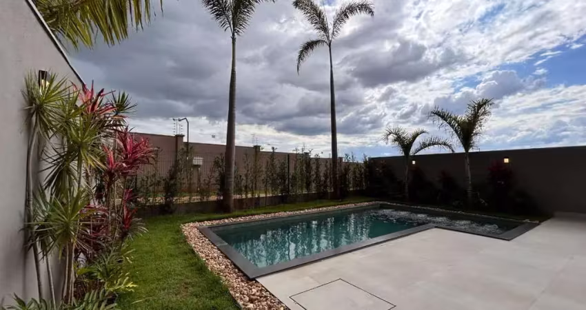 Casa em condomínio fechado com 3 quartos à venda no Gávea, Uberlândia 