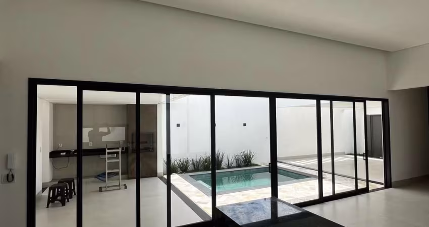 Casa com 3 quartos à venda em Vida Nova, Uberlândia 