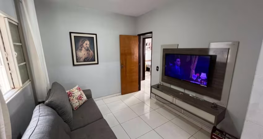 Casa com 2 quartos à venda no Santa Mônica, Uberlândia 