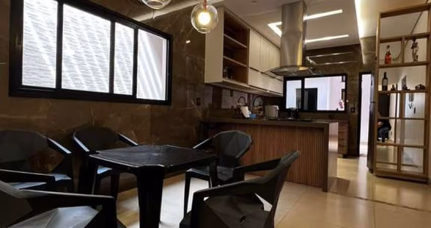 Casa com 4 quartos à venda no Santa Rosa, Uberlândia 