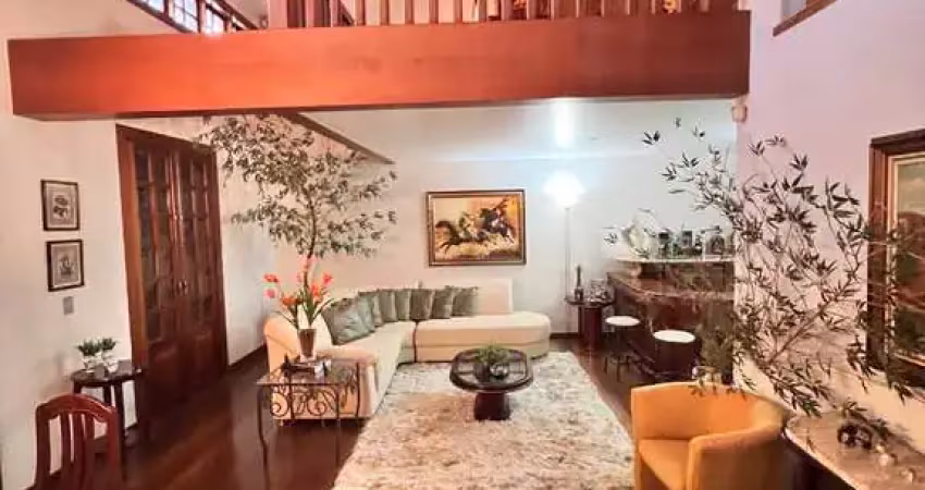 Casa com 4 quartos à venda no Tabajaras, Uberlândia 