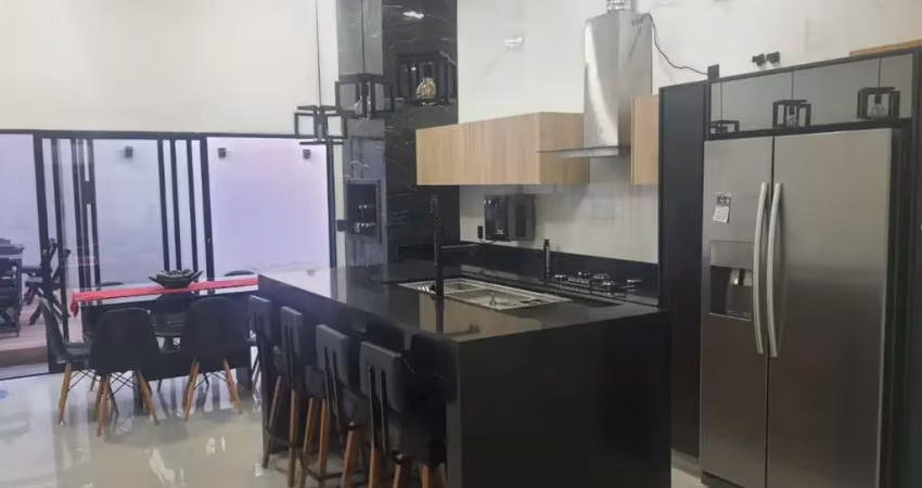 Casa com 3 quartos à venda no Jardim Holanda, Uberlândia 