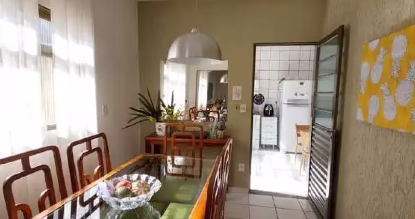 Casa com 3 quartos à venda no Vigilato Pereira, Uberlândia 