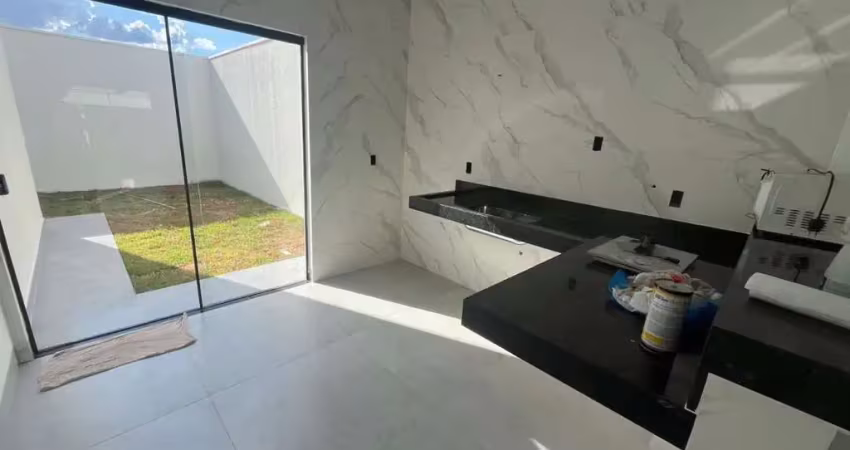 Casa com 3 quartos à venda no Novo Mundo, Uberlândia 