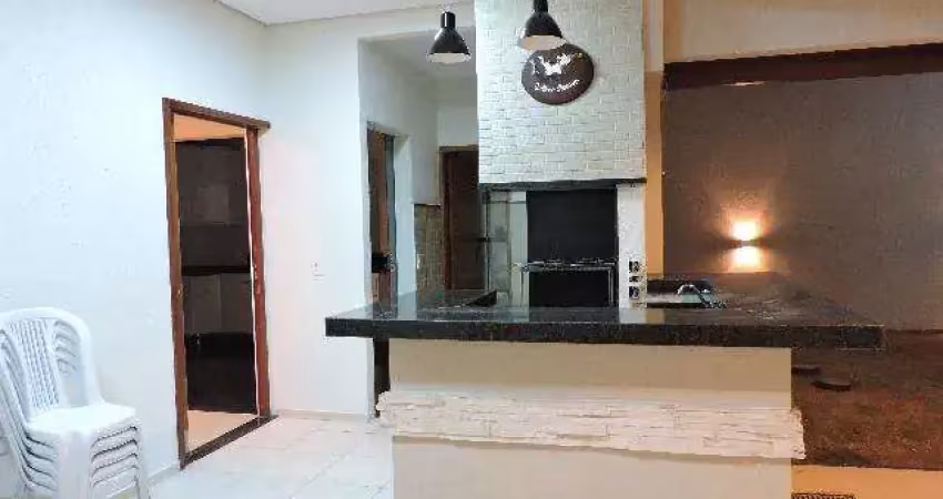 Casa com 3 quartos à venda no São Lucas, Uberlândia 