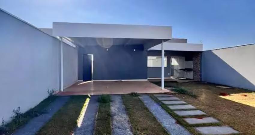Casa com 3 quartos à venda no Novo Mundo, Uberlândia 