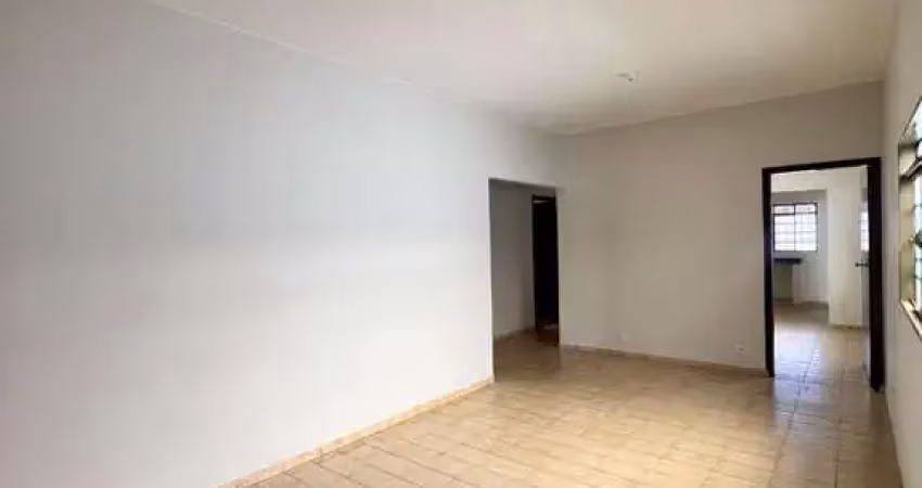 Casa com 3 quartos à venda no Santa Mônica, Uberlândia 
