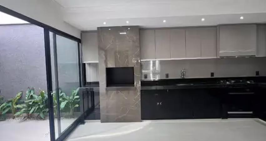 Casa com 3 quartos à venda no Jardim Botânico, Uberlândia 