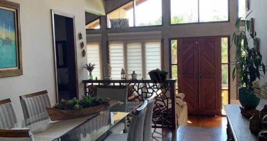 Casa à venda, 300 m² por R$ 2.000.000,00 - Condomínio Lagoinha - Jacareí/SP