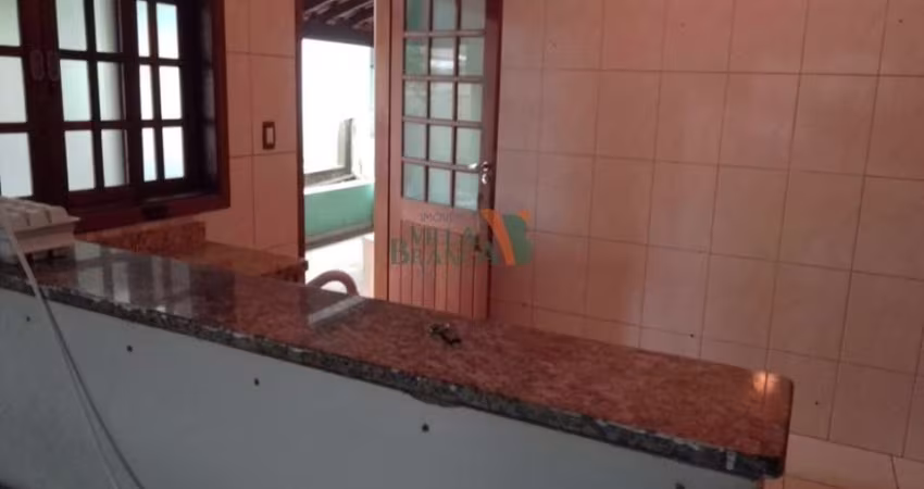 Casa com 2 dormitórios à venda, 180 m² por R$ 380.000,00 - Jardim Primavera - Jacareí/SP