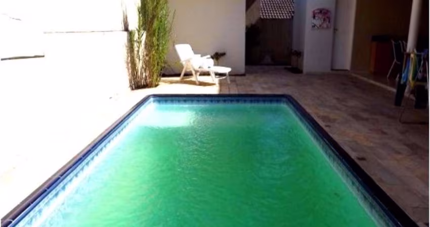 Casa Residencial à venda, Vila Zezé, Jacareí - CA0160.