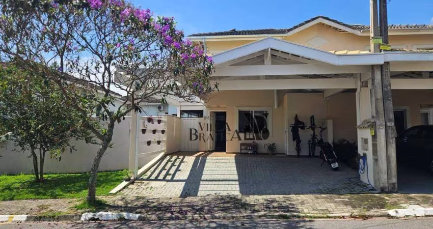 Sobrado com 3 dormitórios à venda, 120 m² por R$ 800.000 - Villa Branca - Jacareí/SP