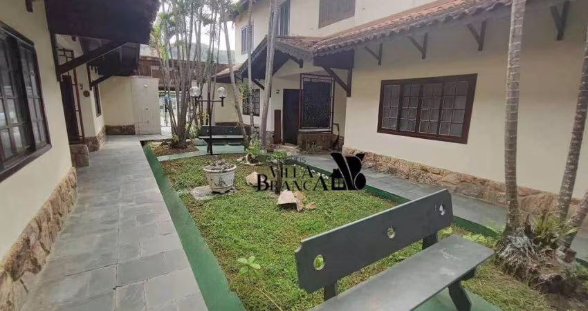 Sobrado com 2 dormitórios para alugar, 136 m² por R$ 1.980/mês + condomínio e IPTU - Martim de Sá - Caraguatatuba/SP