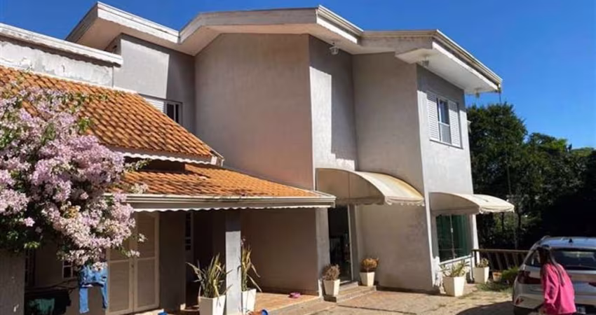 Casa com 6 dormitórios à venda, 350 m² por R$ 1.400.000,00 - Parque da Fazenda - Itatiba/SP