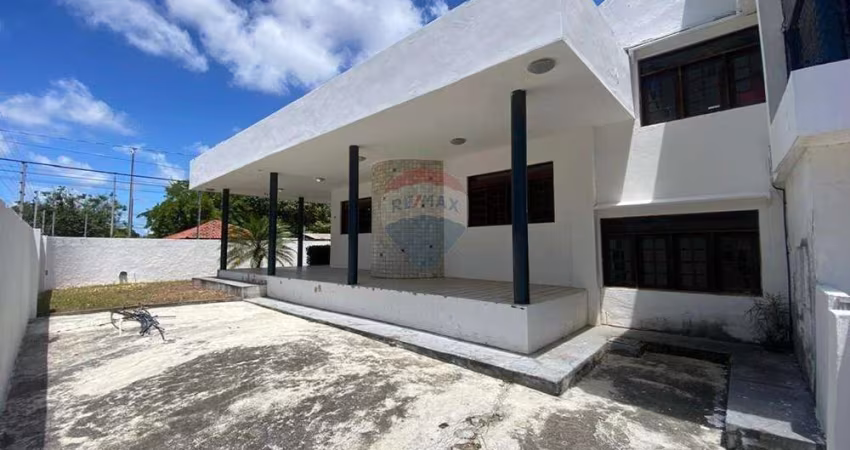 CASA GRANDE PARA LOCAÇÃO COMERCIAL NO ALTIPLANO