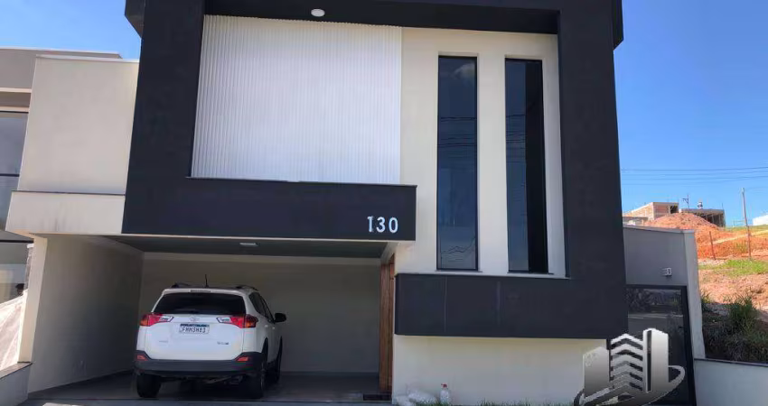 Casa com Móveis Planejados no Condomínio Malibu