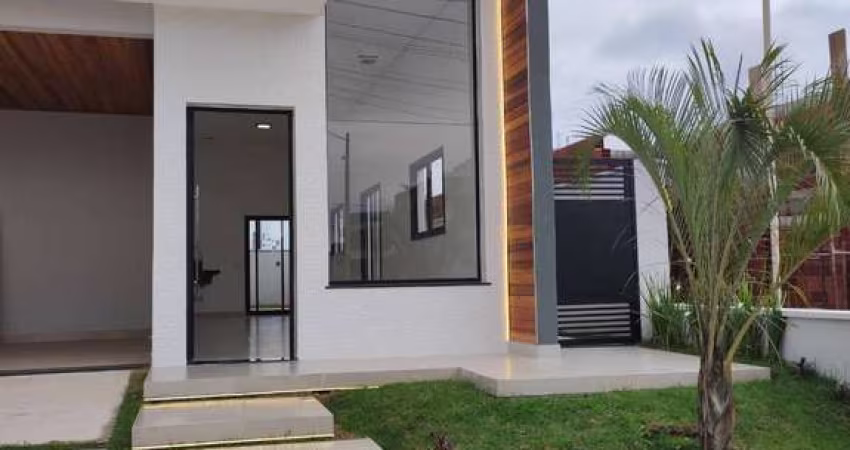 Casa com Lindo Acabamento - Condomínio Malibu
