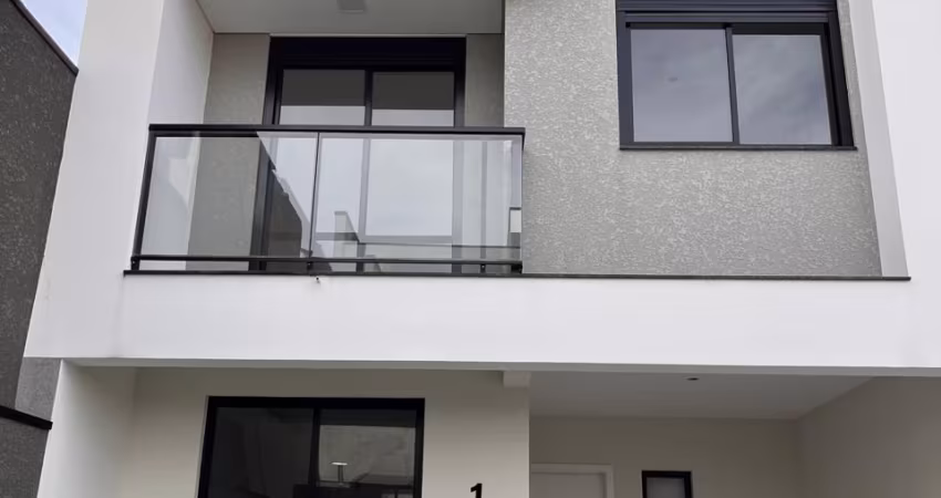 Belissimo Sobrado Triplex Novo no Boa Vista