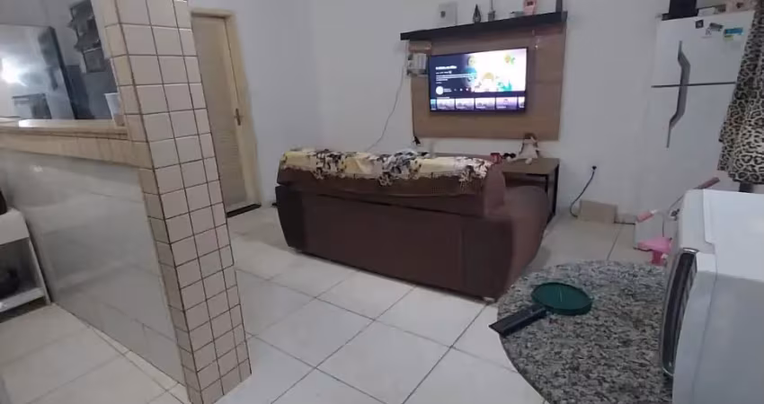 Duas casas de 1 quarto sala cozinha banheiro na taquara