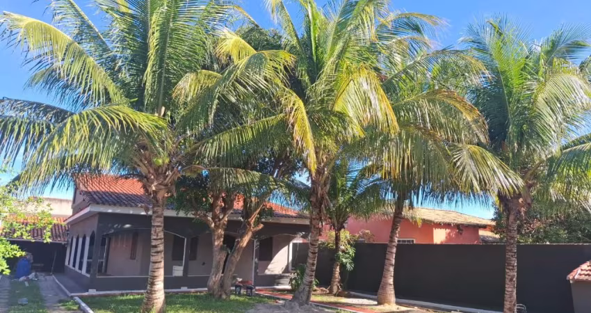 D18-Boqueirão-Saquarema-RJ-Casa 6qts (casa 3qts c/1ste+2 anexos) ,3wc,var,5vagas,quintal,R.Principal