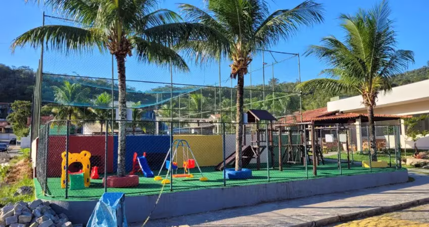 D12-vàrzeas das moças-sg casa condomínio, 2qts, cozinha americana, garagem, suite em anexo no fundos