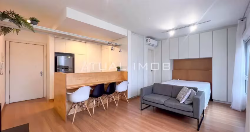 Loft com 1 quarto à venda na Rua Valdir Antônio Lopes, 199, Três Figueiras, Porto Alegre