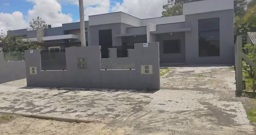 LINDA CASA GEMINADA GRANDE !