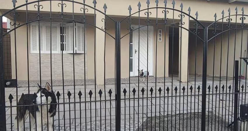 Casa em Parque da Matriz, Cachoeirinha/RS
