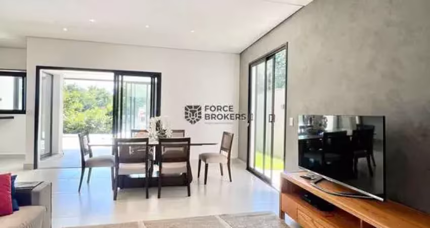 Sobrado a venda com 3 suites, piscina, 2 vagas cobertas cond. bella vittae vista